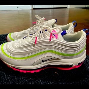 Nike air max sneakers NEW